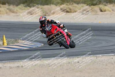 media/Nov-16-2025-Race Pace (Sun) [[8c5fa54630]]/Non Verified Riders (1st 20 Minutes)/2-Turn 10 (1010am)/